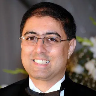 Ali M.