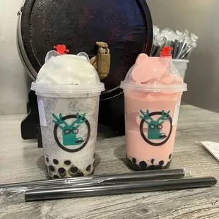 Oreo smoothie with boba and strawberry banana smoothie with boba