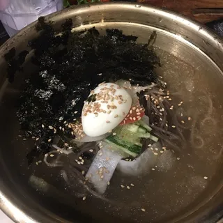 Buckwheat Noodles in Radish Water