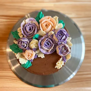 Chocolate cake with Italian meringue buttercream