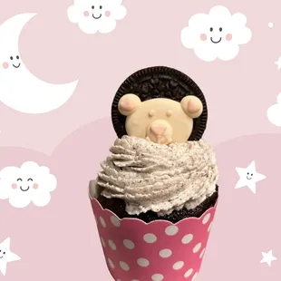 Chocolate Oreo Cupcake