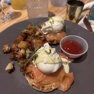 Salmon Eggs Benedict