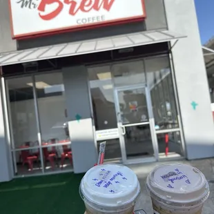 drinks with cute motivation lids