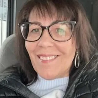 Deb G.