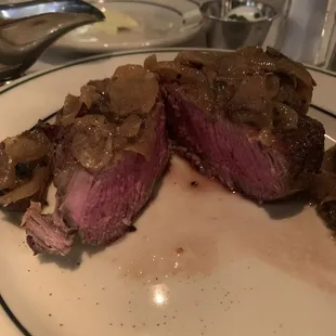 steak with mushrooms and onions