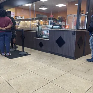 Line for picking up food!