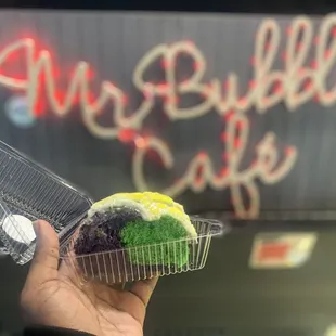Mixed King Cake (Ube &amp; Pandan) with coconut cream cheese icing