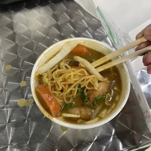 Shrimp curry ramen