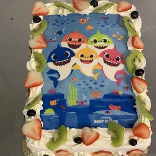 Baby shark photo cake