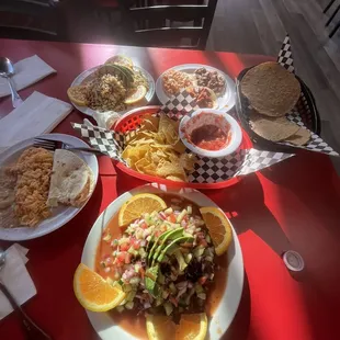 tostaditas, ceviche, tacos