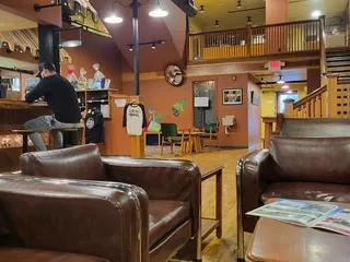 Fresh Grounds Coffee House & Cafe