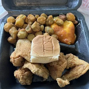 3 wing dinner with fried okra and macaroni and cheese