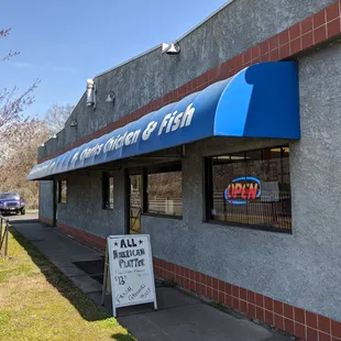 Mr Charles Chicken &amp; Fish, Statesville Road, Charlotte
