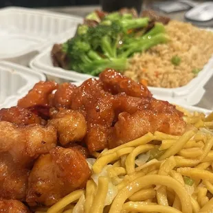 food, ramen and noodles