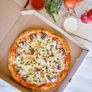 italian sausage,onion green pepper pizza