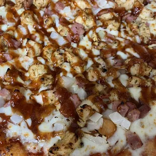 BBQ chicken pizza