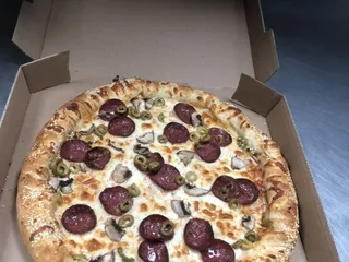 Golden Edge Pizza