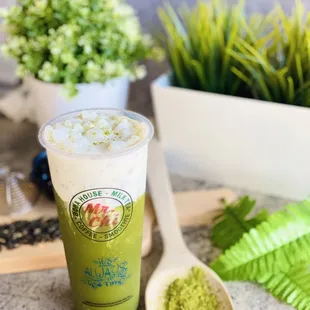 Go Green= Matcha Milk Foam