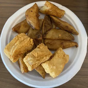 3 piece cod and broasted potatoes