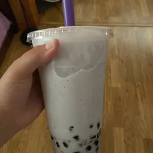 THIS BOBA WAS SO SCRUMPTIOUS TO THE OWNER BEFORE I DIE PLEASE MAKE ME SOME TARE BOBA