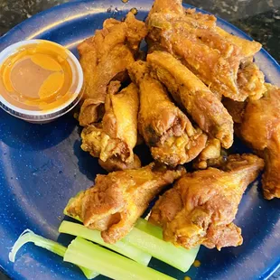 Medium Wings