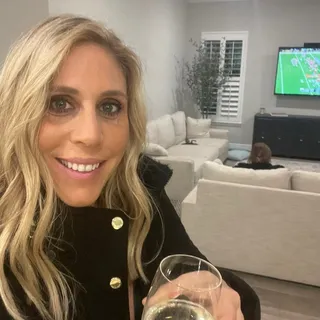 Vanessa G.