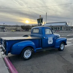 Cool truck out from of the diner