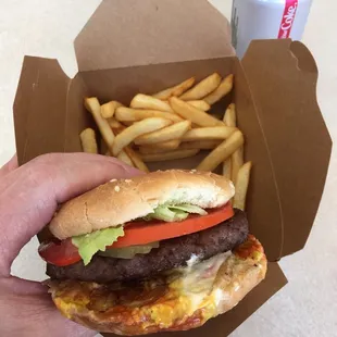 Cheeseburger combo meal