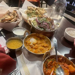 Hydrabathi chicken biriyani