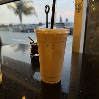 B1. Iced Milk Tea