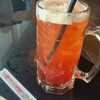 B8. Strawberry Green Tea