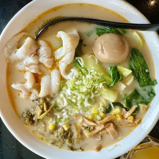 Fish with spicy pickled vegetables rice noodle soup