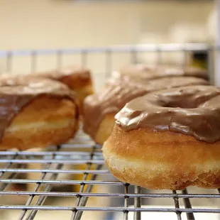 Raised maple glaze