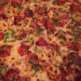 Large Pizza, extra cheese, pepperoni &amp; green pepper. Delicious. The only pizza I eat all the crust. The Gyro is scrumptious too.