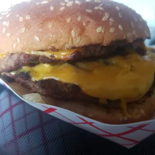 Double Cheeseburger