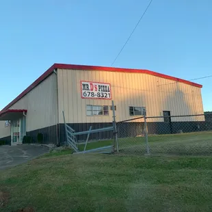 Mr D's Wholesale Pizza & Supplies