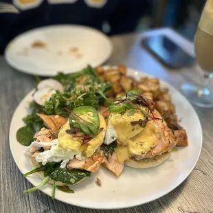 Salmon Benedict