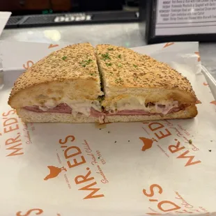 Half muffuletta