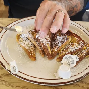 Full order of French toast