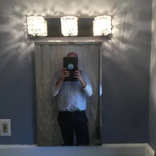 Let Mr. Electric help brighten up your bathroom!