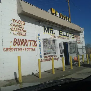 Mr.Elote Restaurant on North loop