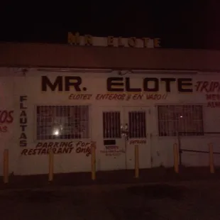  the front of a restaurant