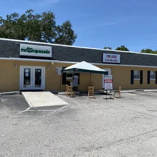 Pick up window ready to take your order.