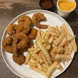 Half Fried Shrimp 1/2 pound, Crinkle-Cut Fries