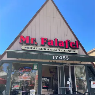 How cute is this place!