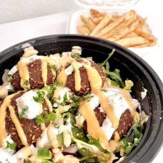 Mr. Falafel Salad