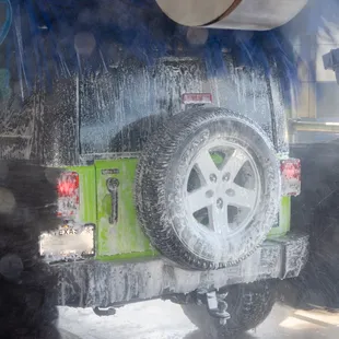 Mr. Fancy Pants' Express Carwash