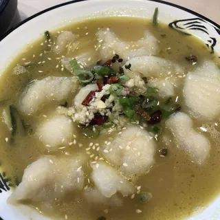 B2 Slice fish with green peppers soup