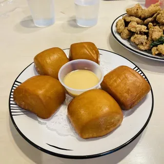 Fried bun