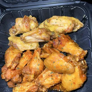 Lemon parmesan, buffalo lemon peppa &amp; mango habanero